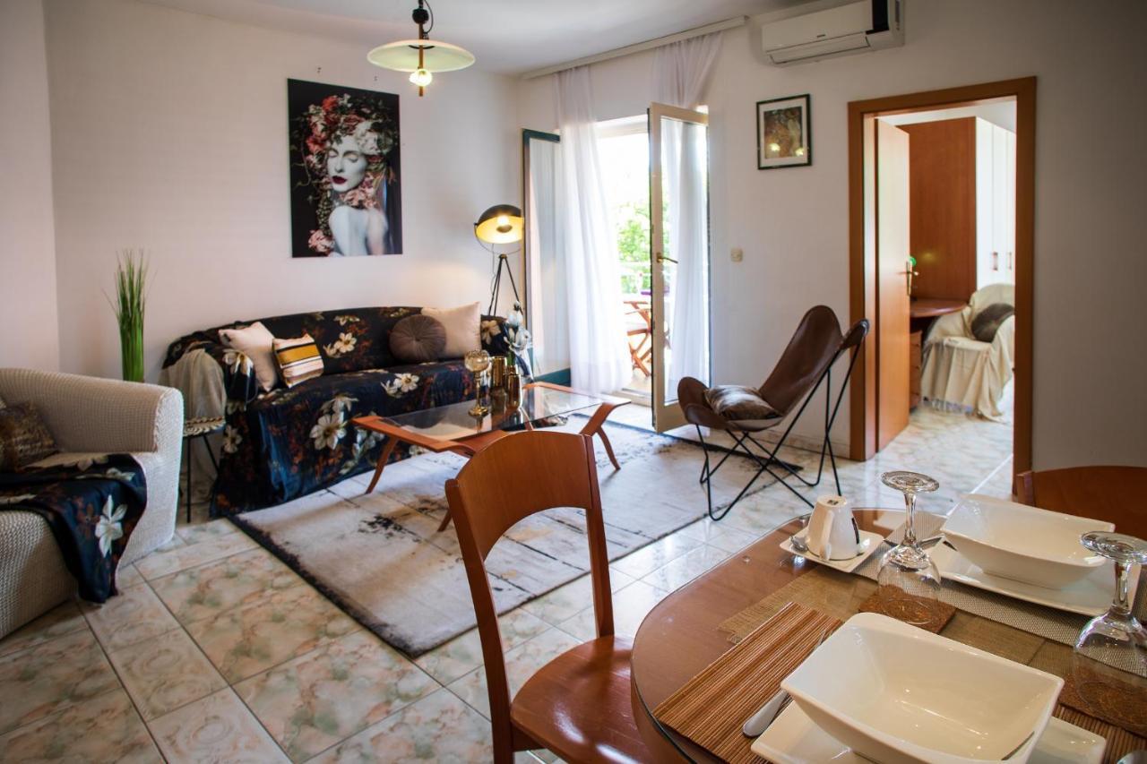 Villa Mareonda - Apartments Sussurro โรวีน ภายนอก รูปภาพ