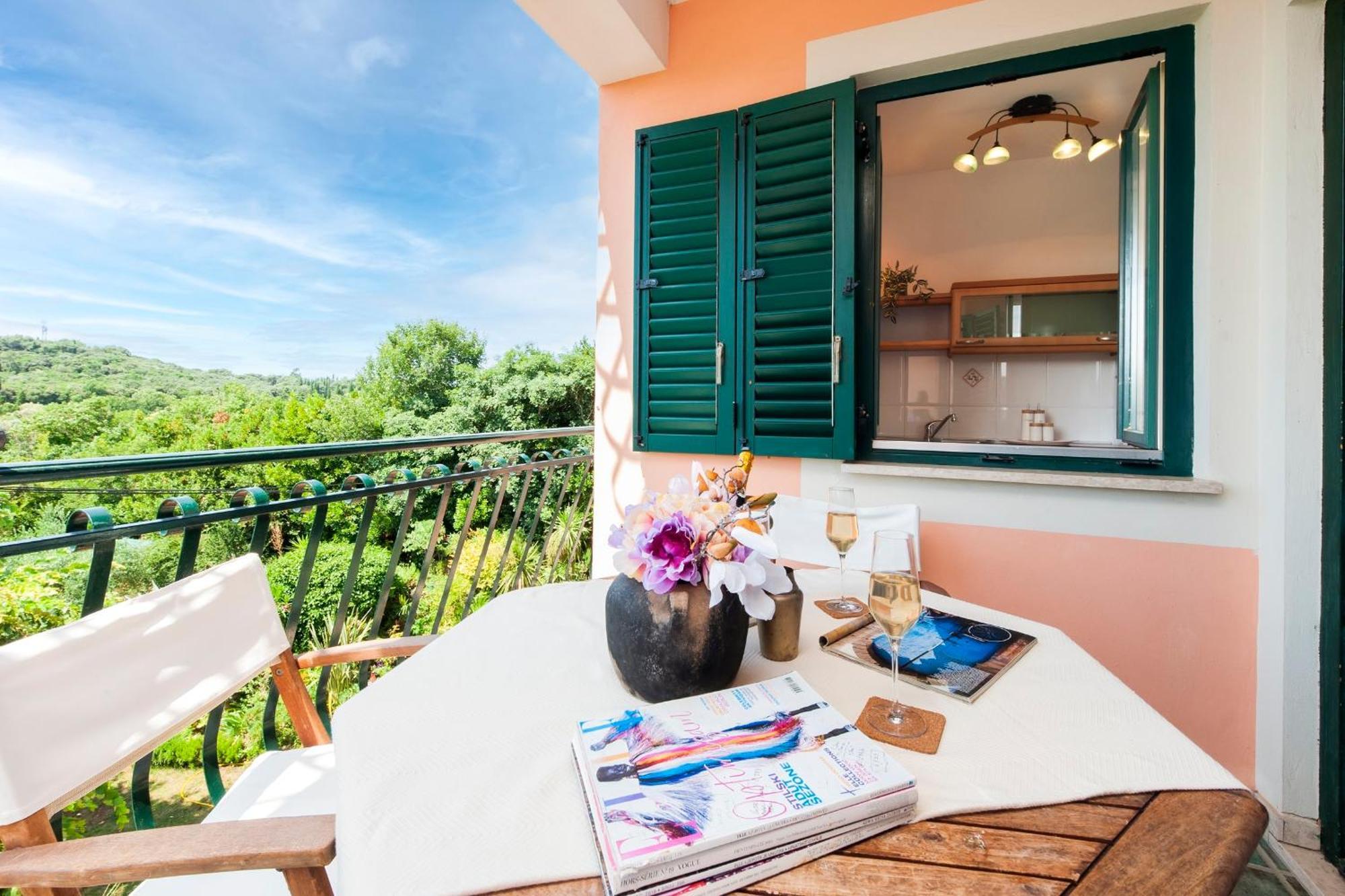 Villa Mareonda - Apartments Sussurro โรวีน ภายนอก รูปภาพ