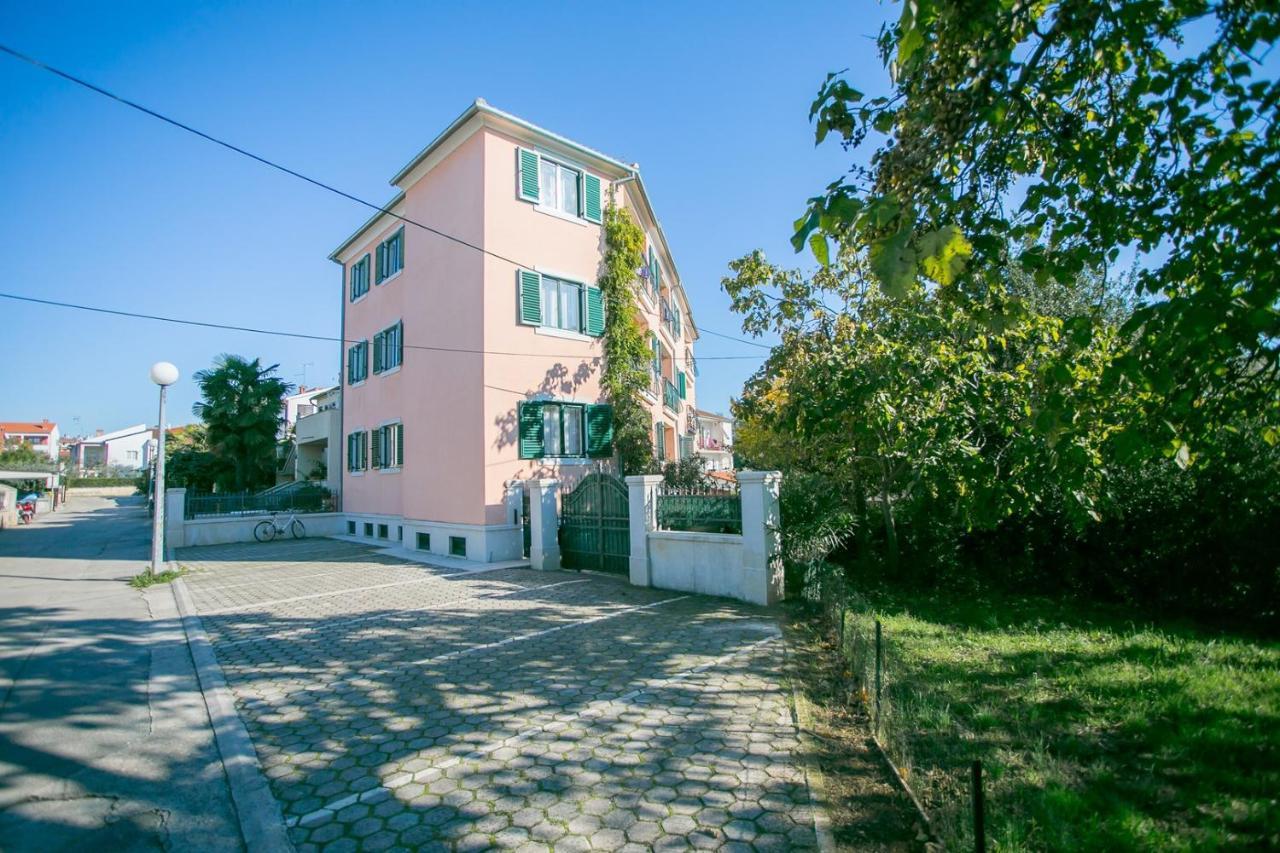 Villa Mareonda - Apartments Sussurro โรวีน ภายนอก รูปภาพ